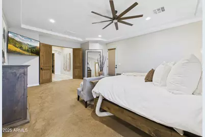 806 W Desert Ranch Road, Phoenix, AZ 85086 - Photo 17