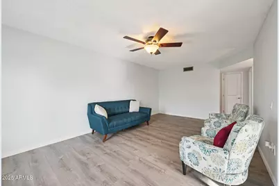 13232 N 98th Avenue #G, Sun City, AZ 85351 - Photo 7