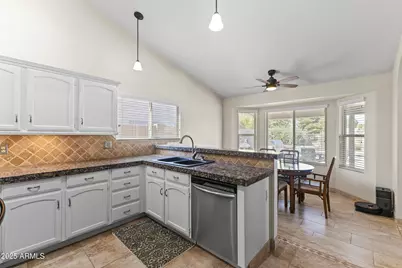 5552 E Enrose Street, Mesa, AZ 85205 - Photo 17