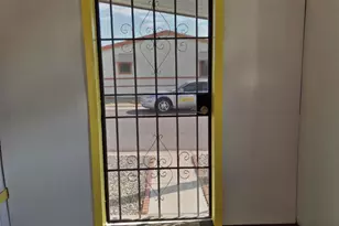 10955 N 79th Ave, Glendale, AZ 85303 - Photo 15