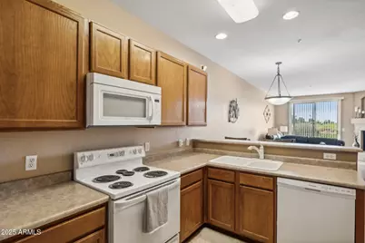 6535 E Superstition Springs Boulevard #109, Mesa, AZ 85206 - Photo 9