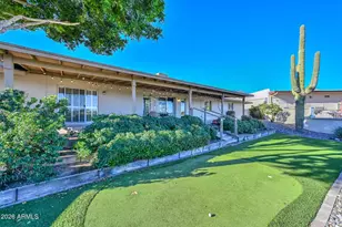 13013 N Surrey Cir, Phoenix, AZ 85029 - Photo 31