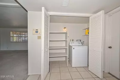 13013 N Surrey Circle, Phoenix, AZ 85029 - Photo 15