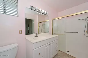 13013 N Surrey Cir, Phoenix, AZ 85029 - Photo 19