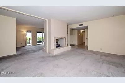 13013 N Surrey Circle, Phoenix, AZ 85029 - Photo 7