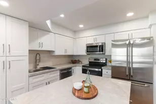 8787 E Mountain View Rd, Scottsdale, AZ 85258 - Photo 13