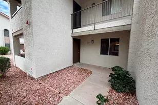 10610 S 48th St, Phoenix, AZ 85044 - Photo 3