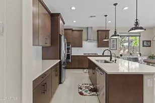 17268 W Straight Arrow Ln, Surprise, AZ 85387 - Photo 11