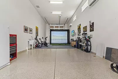 17268 W Straight Arrow Lane, Surprise, AZ 85387 - Photo 5