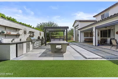 17268 W Straight Arrow Lane, Surprise, AZ 85387 - Photo 43