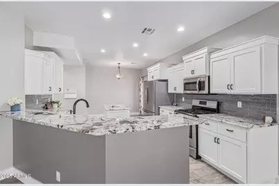 14932 W Whitton Avenue, Goodyear, AZ 85395 - Photo 11