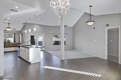 792 W El Monte Place #8, Chandler, AZ 85225 - Photo 7