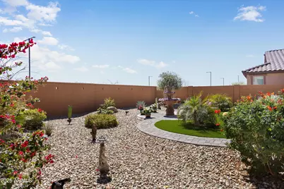 27391 W Wahalla Lane, Buckeye, AZ 85396 - Photo 31