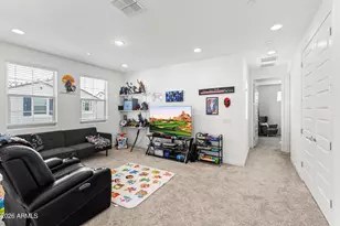 654 S Beebe St, Gilbert, AZ 85296 - Photo 9