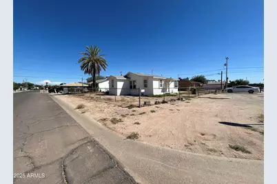 1010 N Park Avenue, Casa Grande, AZ 85122 - Photo 9