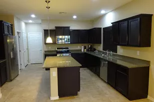 2158 W Scully Dr, Phoenix, AZ 85023 - Photo 3