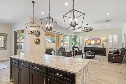 18231 N 66th Place, Phoenix, AZ 85054 - Photo 13