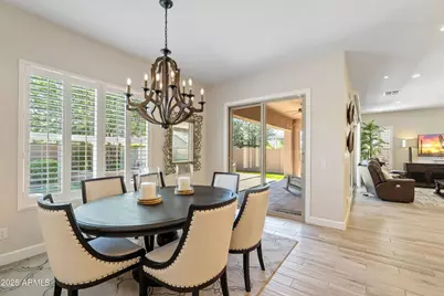 18231 N 66th Place, Phoenix, AZ 85054 - Photo 15
