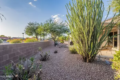 17552 N Somerset Drive N, Surprise, AZ 85374 - Photo 35