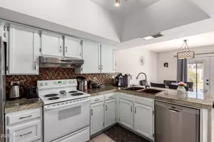 1753 E Jacinto Cir, Mesa, AZ 85204 - Photo 11