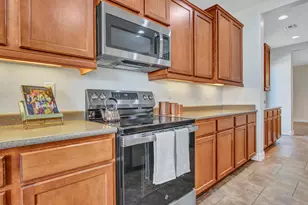 15385 W Windrose Dr, Surprise, AZ 85379 - Photo 13