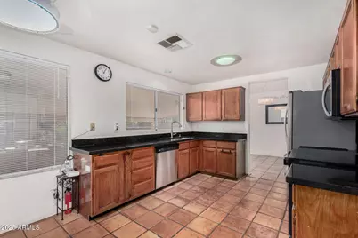 2753 E Northridge Circle, Mesa, AZ 85213 - Photo 17