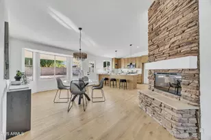 335 W Wescott Dr, Phoenix, AZ 85027 - Photo 1