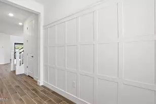 1070 E Yellowstone Pl, Chandler, AZ 85249 - Photo 11