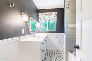 4645 E Cambridge Ave, Phoenix, AZ 85008 - Photo 13