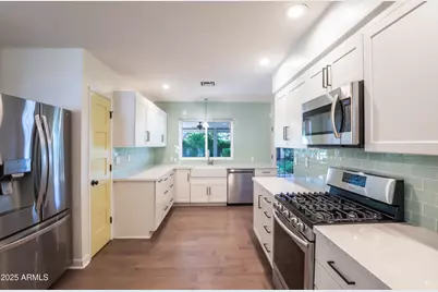 4645 E Cambridge Avenue, Phoenix, AZ 85008 - Photo 5