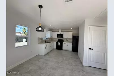 2250 E Willetta Street, Phoenix, AZ 85006 - Photo 41