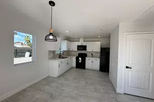 2250 E Willetta St, Phoenix, AZ 85006 - Photo 41