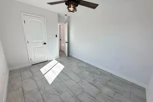 2250 E Willetta St, Phoenix, AZ 85006 - Photo 23