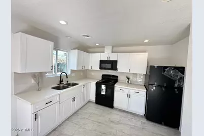 2250 E Willetta Street, Phoenix, AZ 85006 - Photo 43