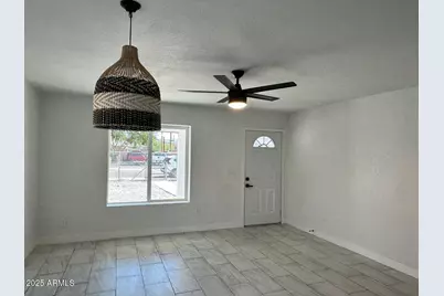 2250 E Willetta Street, Phoenix, AZ 85006 - Photo 7