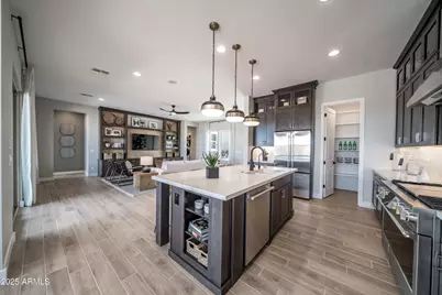 11615 N 169th Avenue, Surprise, AZ 85388 - Photo 9