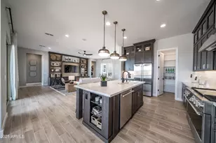 11615 N 169th Ave, Surprise, AZ 85388 - Photo 9