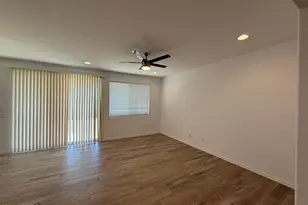 10155 W Columbus Ave, Avondale, AZ 85392 - Photo 11