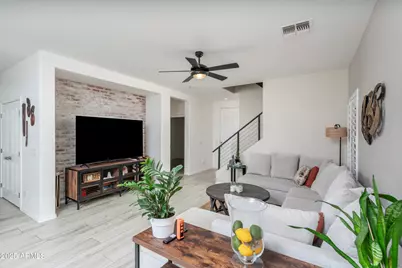 5836 E Hampton Avenue, Mesa, AZ 85206 - Photo 1