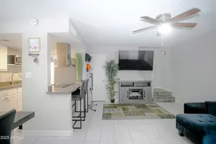 4255 N 68th Dr, Phoenix, AZ 85033 - Photo 1