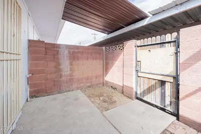 6822 N 35th Avenue #J, Phoenix, AZ 85017 - Photo 19
