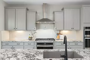 27201 N 71st Ln, Peoria, AZ 85383 - Photo 9