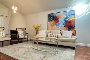 15020 N 40th St, Phoenix, AZ 85032 - Photo 1