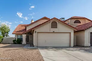 4453 E Wildwood Dr, Phoenix, AZ 85048 - Photo 1