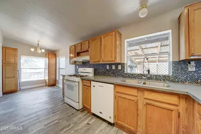 23402 S Manzanilla Road, Buckeye, AZ 85326 - Photo 9