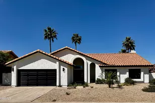 5402 E Michelle Dr, Scottsdale, AZ 85254 - Photo 1