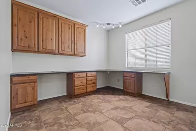 7801 W Spur Drive, Peoria, AZ 85383 - Photo 9