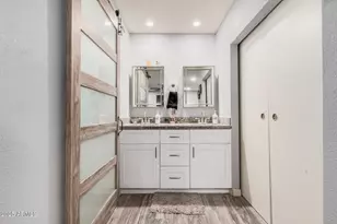 201 S Greenfield Rd, Mesa, AZ 85206 - Photo 17