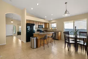 2215 W Peak View Rd, Phoenix, AZ 85085 - Photo 13