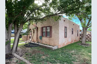 1001 N Winslow Avenue, Winslow, AZ 86047 - Photo 3